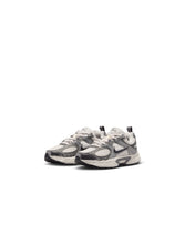Load image into Gallery viewer, Nike (PS) V5 Rnr - Phantom
