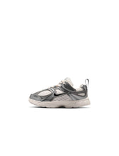 Load image into Gallery viewer, Nike (Td) V5 Rnr - Phantom