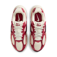 Load image into Gallery viewer, Nike Womens V5 Runner - Valentine's Day