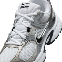 Load image into Gallery viewer, Nike Womens V5 Runner - Vast Grey