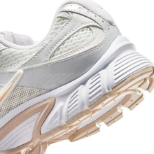 Load image into Gallery viewer, Nike Womens V5 Rnr - Summit White