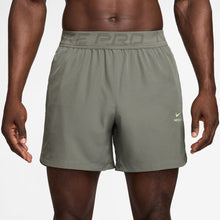 Load image into Gallery viewer, Nike Mens Pro Training 6' Shorts - Light Army