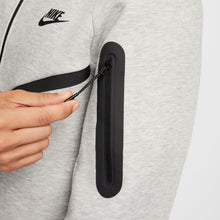 Load image into Gallery viewer, Nike Mens Tech Fleece Hoodie - Heather Grey