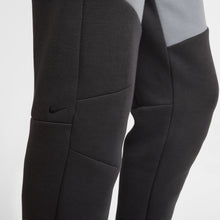 Load image into Gallery viewer, Nike Mens Tech Fleece Jogers - Cool Grey