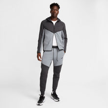Load image into Gallery viewer, Nike Mens Tech Fleece Jogers - Cool Grey