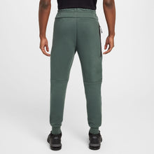 Load image into Gallery viewer, Nike Mens Tech Fleece Joggers - Green/Black