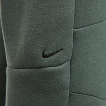 Load image into Gallery viewer, Nike Mens Tech Fleece Joggers - Green/Black