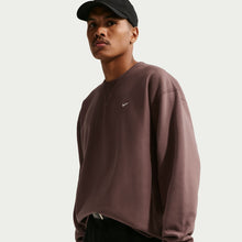 Load image into Gallery viewer, Nike Mens Solo Swoosh Crewneck - Tattoo
