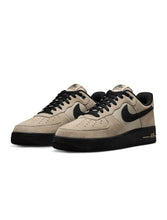 Load image into Gallery viewer, Nike Mens Air Force 1 ’07 Lv8 - Desert Khaki