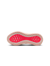 Load image into Gallery viewer, Nike Womens Vomero Plus - Black/Hot Lava