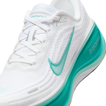 Load image into Gallery viewer, Nike Womens Vomero Plus - White/Bleached Turqouise