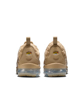 Load image into Gallery viewer, Nike Mens Air VaporMax Plus - Parachute Beige