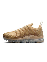 Load image into Gallery viewer, Nike Mens Air VaporMax Plus - Parachute Beige