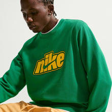 Load image into Gallery viewer, Nike Mens Sportswear Club Sweater - Malachite