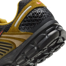 Load image into Gallery viewer, Nike Mens Zoom Vomero 5 - Premium Olive