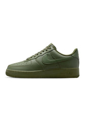 Load image into Gallery viewer, Nike Mens Air Force 1 '07 - Army Olive