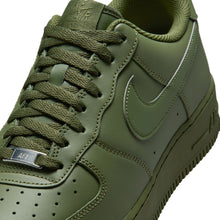 Load image into Gallery viewer, Nike Mens Air Force 1 '07 - Army Olive
