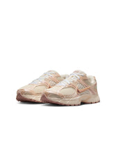 Load image into Gallery viewer, Nike Womens V5 Runner - Soft Pearl
