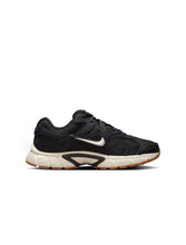 Load image into Gallery viewer, Nike Womens V5 Rnr - Black/Gum