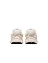 Load image into Gallery viewer, Nike Womens V5 RNR - Light Orewood Brown