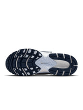 Load image into Gallery viewer, Nike Womens V5 RNR - Off White