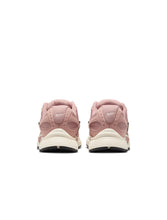 Load image into Gallery viewer, Nike Womens V5 RNR - Particle Pink