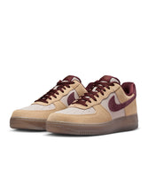 Load image into Gallery viewer, Nike Mens Air Force 1 ’07 Premium - Linen