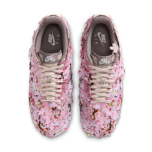 Load image into Gallery viewer, Nike Mens Air Force 1 ’07 Premium - Malt/Light Soft Pink