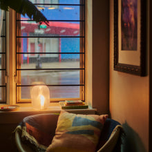 Load image into Gallery viewer, Allium Lamp