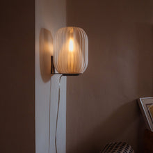 Load image into Gallery viewer, Allium Sconce