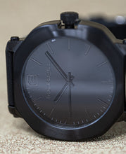 Load image into Gallery viewer, Apex (Phantom Black) Watch