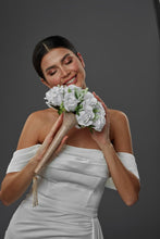 Load image into Gallery viewer, Bridesmaid Bouquet, Quinceañera Bouquet