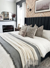 Load image into Gallery viewer, Tehran Lumbar Pillow Cover