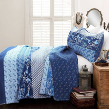 Load image into Gallery viewer, Full/Queen Navy White Light Blue Boho Floral Birds Reversible Quilt Set