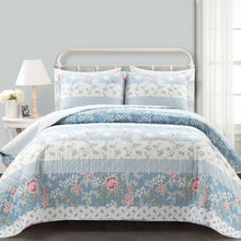 Load image into Gallery viewer, Full/Queen Blue Pink White Beige Floral Cottage Lightweight 3-Piece Quilt Set