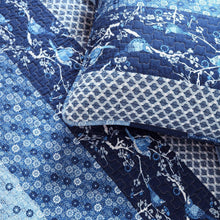 Load image into Gallery viewer, King Size Blues Boho Reversible Lightweight Quilt Set