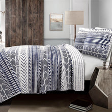 Load image into Gallery viewer, 3 Piece Scandinavian Blue White Reversible Cotton Set in Full/Queen