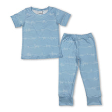 Load image into Gallery viewer, Short sleeves Jesus loves me top pants boys clothes