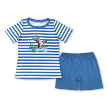 Load image into Gallery viewer, Short sleeves light blue stripe duck top shorts boy summer outfits