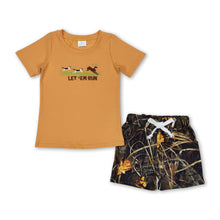 Load image into Gallery viewer, Let 'em run deer top camo shorts boys clothes