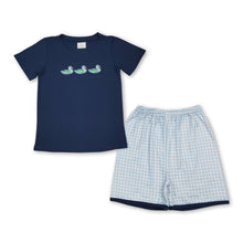 Load image into Gallery viewer, Short sleeves duck embroidery top plaid shorts boys outfits