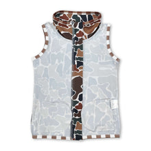 Load image into Gallery viewer, Sleeveless camo pockets baby boy hunting zip vest