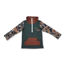 Load image into Gallery viewer, Dark green camo duck pocket baby boy zip pullover