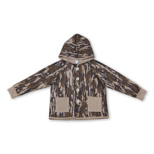 Load image into Gallery viewer, Khaki pockets camo kids boys hooded jackets