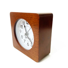 Load image into Gallery viewer, Bagby CLASSIC - Silent Alarm Clock