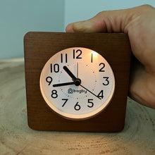 Load image into Gallery viewer, Bagby CLASSIC - Silent Alarm Clock