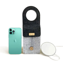 Load image into Gallery viewer, Bagby ORIGINAL - Sleeping Bag For Your Phone