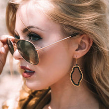 Load image into Gallery viewer, Black Spinel Freestyle Earrings