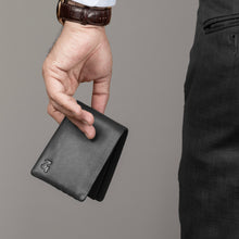 Load image into Gallery viewer, Black Kodiak Billfold