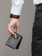 Load image into Gallery viewer, Black Duke Bifold Wallet